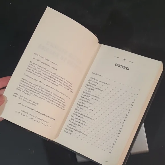 Willie Nelson's Letters to America Book - Picture 6 of 6